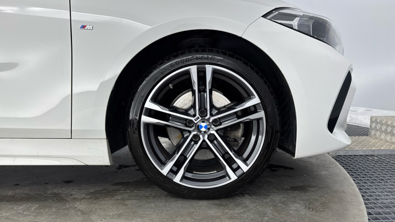 BMW 1 Series 118i [136] M Sport 5dr Step Auto [LCP] Petrol Hatchback